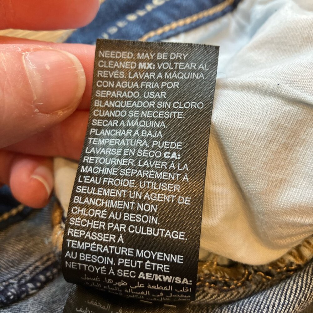 White‎ House Black Market The Slim Crop dark wash denim jean size 4 - Picture 8 of 8